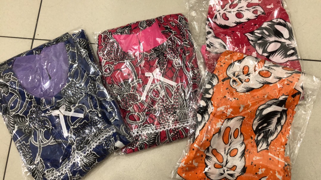 Dress Anak Batik - Ada Lengan - Ukuran Besar / Motif Campur