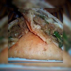 

samosa daging cabe ijo