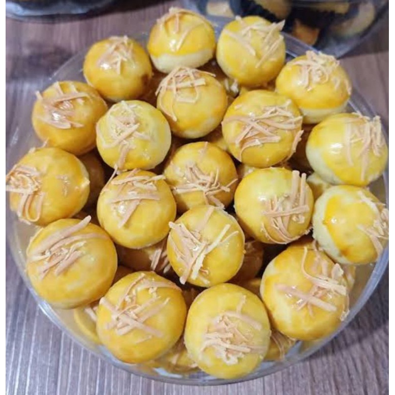 

Kue Nastar Keju Wisman 500gr