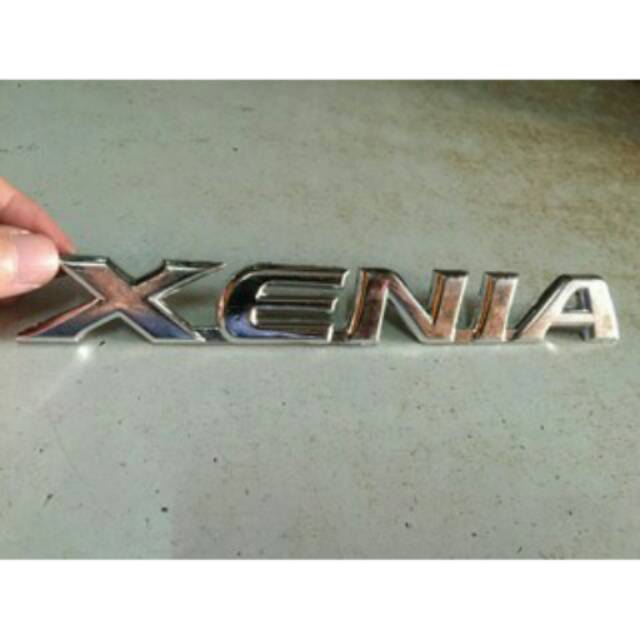 Emblem stiker logo mobil XENIA