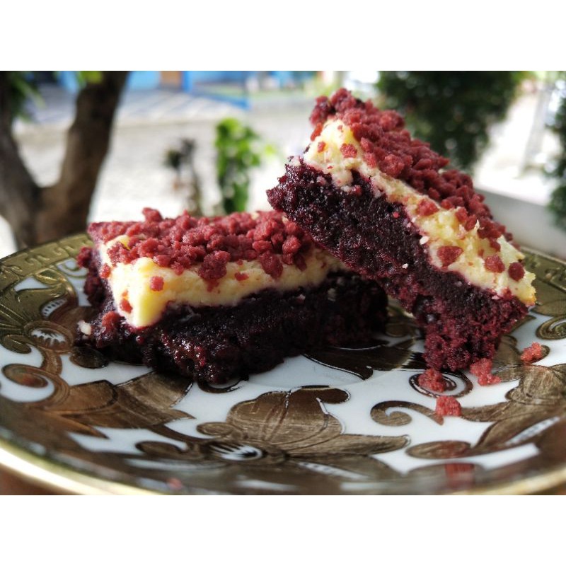 

Red Velvet Brownies