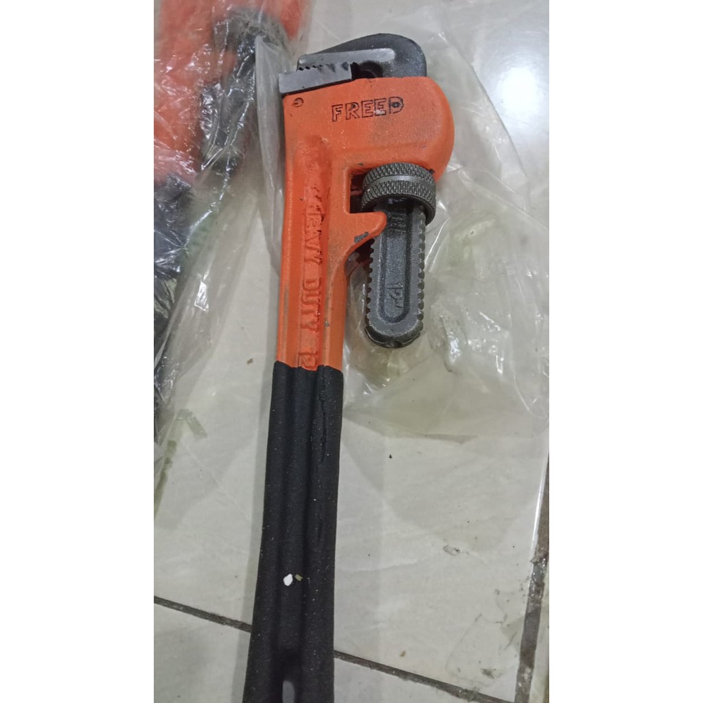 KUNCI PIPA 12&quot; GAGANG KARET  / PIPE WRENCH LEDENG