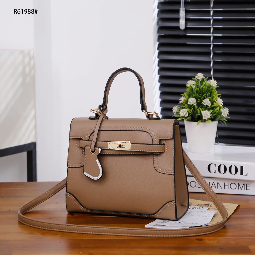 HK Togo Handbag R61988