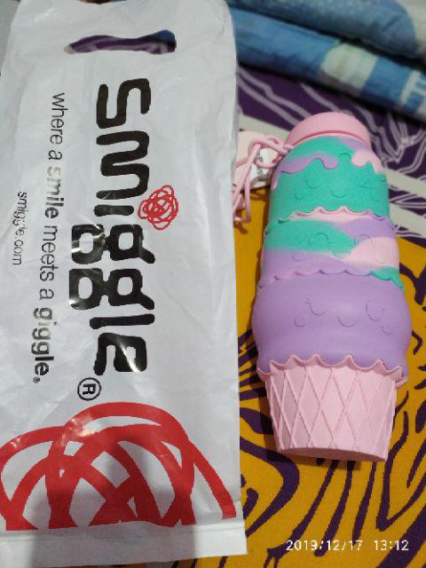 Sale!! Smiggle Ball Silicon Drink Bottle / Smiggle Icecream / Smiggle Silicon Squish Bottle