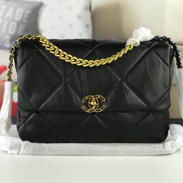 Chanel Classic Flap Bag 9011 / Tas Wanita / Mirrror Quality