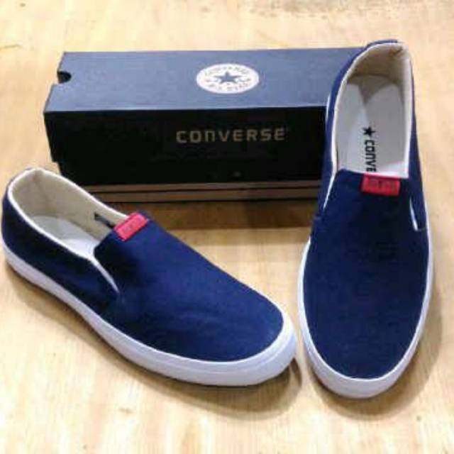 Sepatu pria slip on converse 36-43