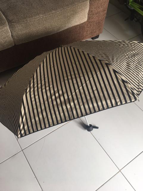 Payung Lipat 5 Mini Motif Garis - Antiuv - Lapis Hitam - Grc - 593