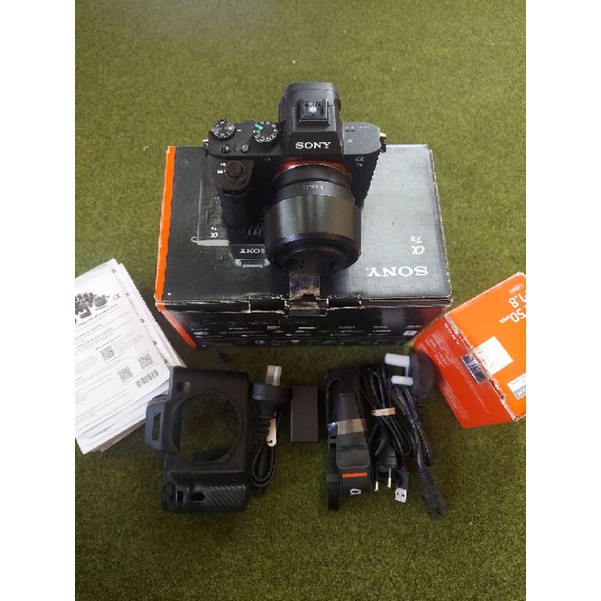 Kamera Mirrorless Sony a7ii second Lensa FE F1.8 50 mm / Kamera Sony a7 ii a7 Mark ii / Kamera Terba