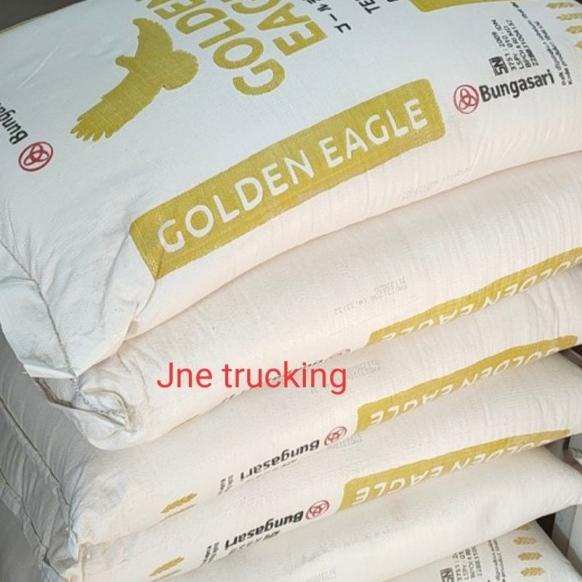 

GOLDEN EAGLE TEPUNG TERIGU 25 KG , JNE TRUCKING, GRATIS MRJELLY