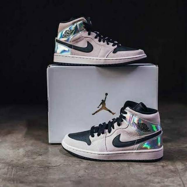 Jual Sepatu Nike Air Jordan 1 Mid "Dirty Powder Iridescent" White Black