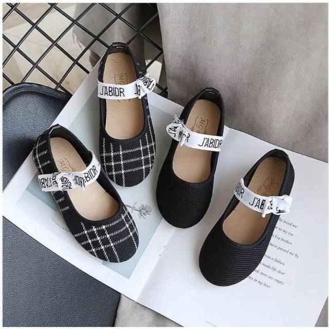 21-30 Pantofel Shoes Mg Baby Girl Ja Dior Full Black Line Sepatu Pesta Anak Cewek Cantik Lucu Hitam