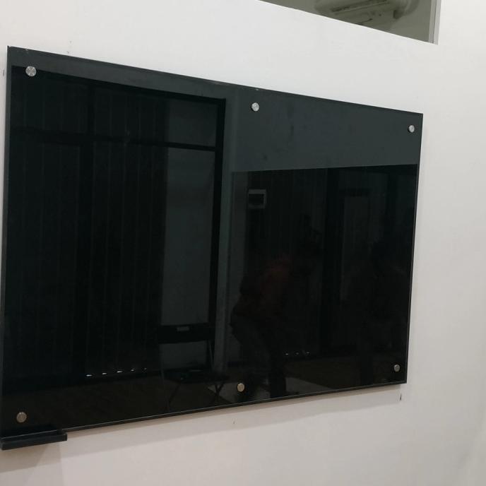 

Glassboard Hitam Magnetic 60x120 Kota Tua