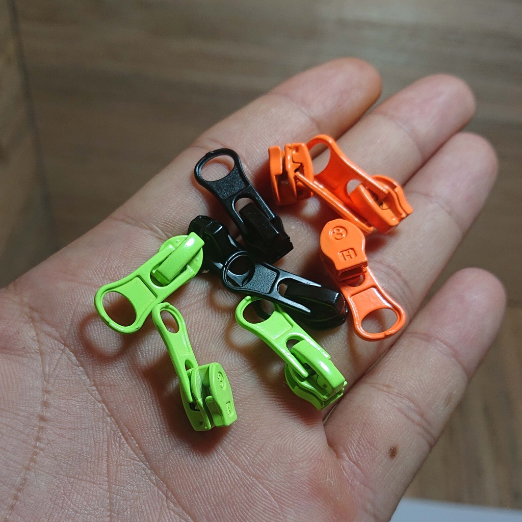 KEPALA RESLETING ZIPPER WATERPROOF COIL NO 3 ECERAN