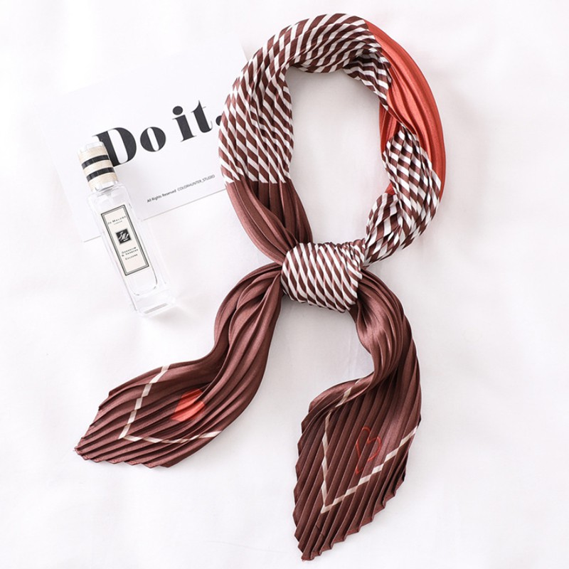 &quot;Merry&quot; 70x70 cm Pleated Pleats Diagonal Scarf, Scarf Leher, Scarf Tas, High Grade Silk Immitation