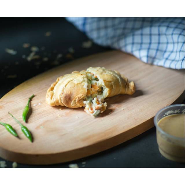 

Pastel Lapis/Pastry/Keong isi Rogut Ayam Telur