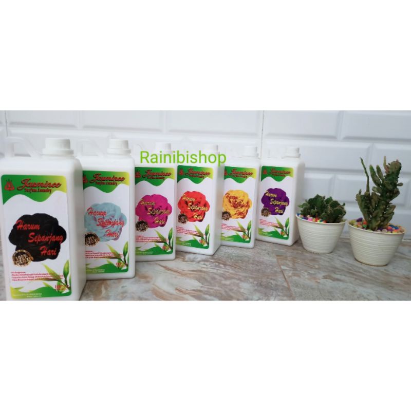 Pewangi pakaian laundry jasmine ukuran 1Liter (Laundry deodorizer jasmine 1 liter size)