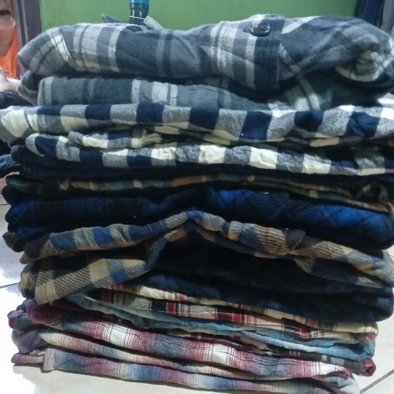 BORONGAN FLANNEL FULL UNIQLO