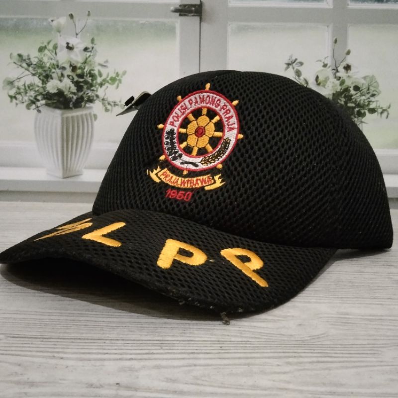 Topi Satpol PP
