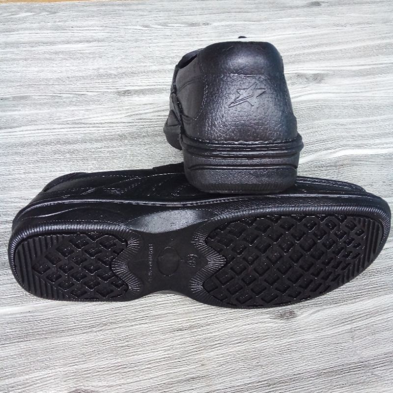 Sepatu Karet Pria/Sepatu Karet Pria Sankyo SAB 360/Sepatu Pantofel Karet  Pria Sankyo/Sepatu Karet Slip On Pria ATT/Sankyo SAB 360