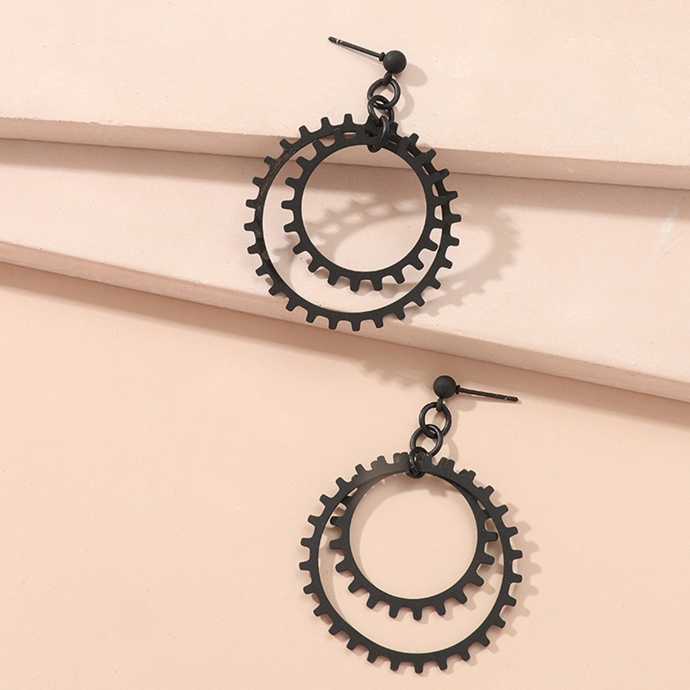 Anting Tusuk Gantung Desain Geometri Bulat Hollow Warna Hitam Gaya Vintage Untuk Wanita