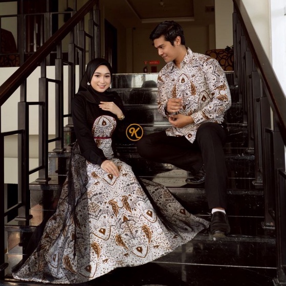 Maura Couple - Sania Ruffle Batik Couple Ori Ndoro Jowi Garansi Termurah Shopee - BATIK MODERN SOLO