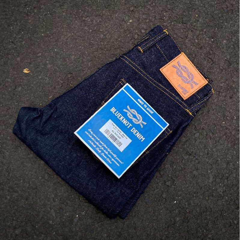 BLUEKNOT DENIM - BASIC KNOT BC01 - Raw Denim - 13oz - Boot Cut