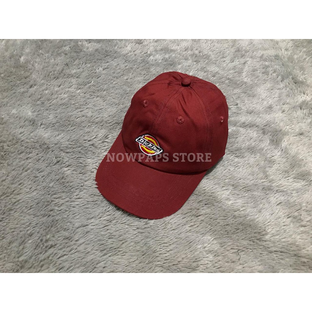 DICKIES CAPS BASEBALL MAROON PREMIUM DISTRO.TOPI LOGO DICKIES BORDIR VINTAGE.HIP HOP MAROON PRIA