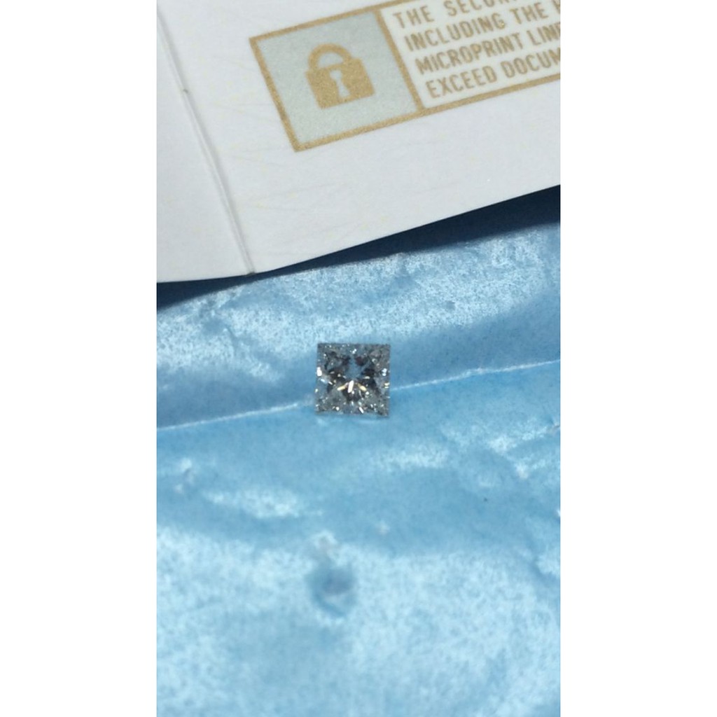 GIA Certified 0.26ct Princess Diamond Cut 3.7x3.6mm 0.26ct F Color Natural Diamond DD015