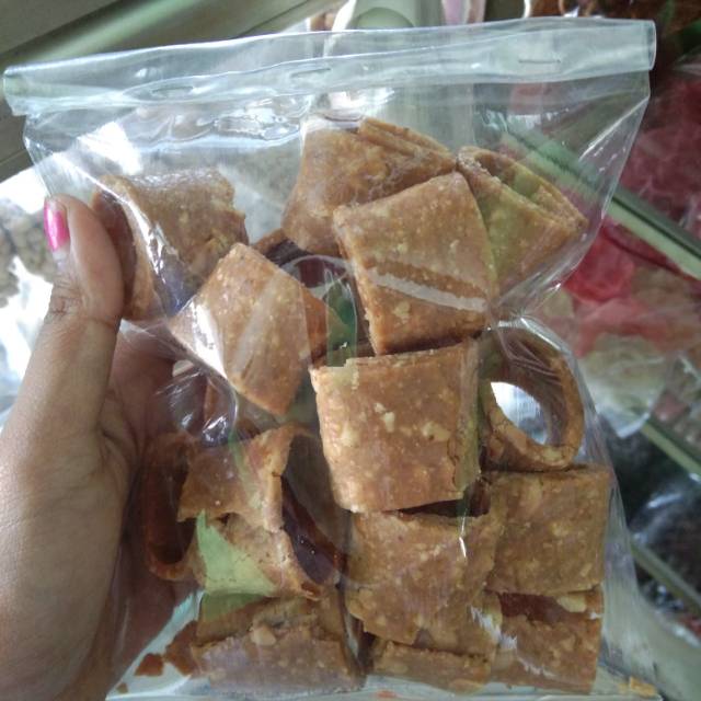 

Si manis noga kacang