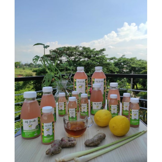 

(350 ml; 1 lt) Difresh Diffresh Jahe Merah Lemon Sereh Madu di Minuman Kesehatan Dif_Fresh