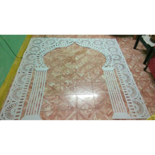 Pelaminan karet model gerbang