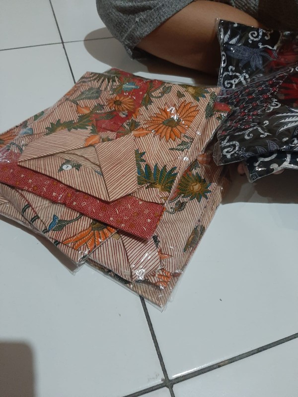 Batik Couple Keluarga Sania Ruffle Ori Ndoro Jowi Dnt Motif Kembang Langit