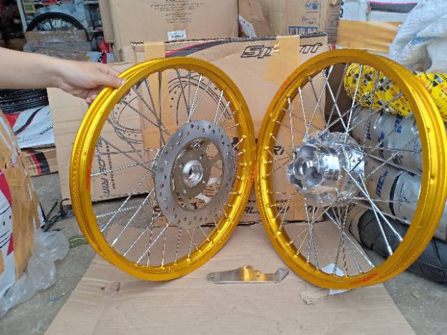 Sepaket Velg Jari Jari Sonic 150 R - Paketan Velg Tromol Set Jari2 Sonic 150 R Bonus Cakram