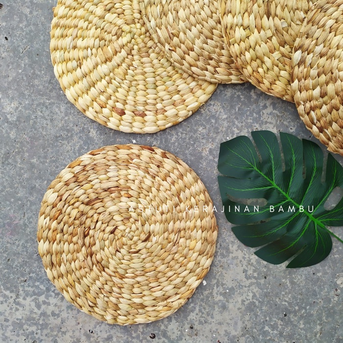 Tatakan Piring Enceng Gondok D 27 cm/Placemate Enceng Gondok/Kerajinan Enceng Gondok/Tatakan Piring 