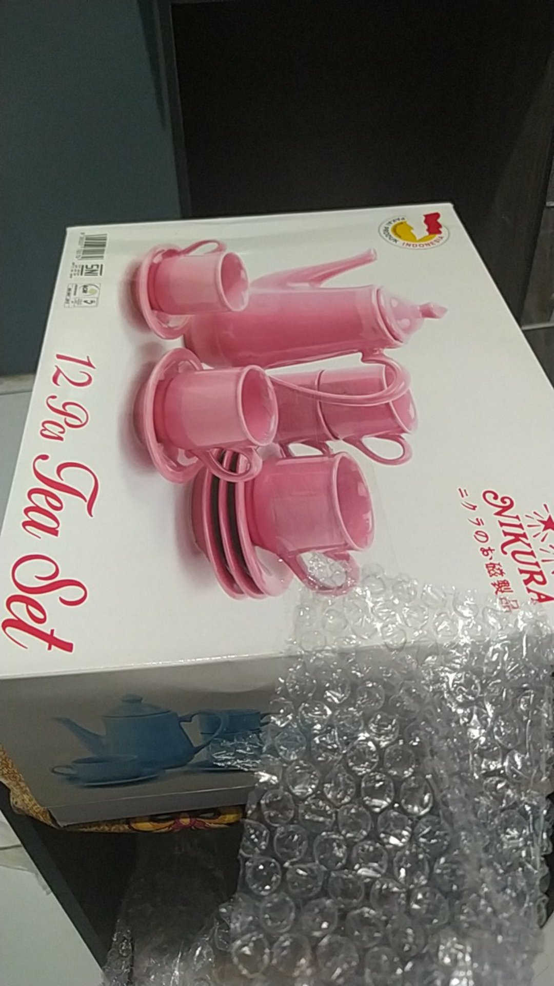 Teko Set Nikura Two Tone / 1 Teko & Tutup + 5 Cangkir + 5 Saucer