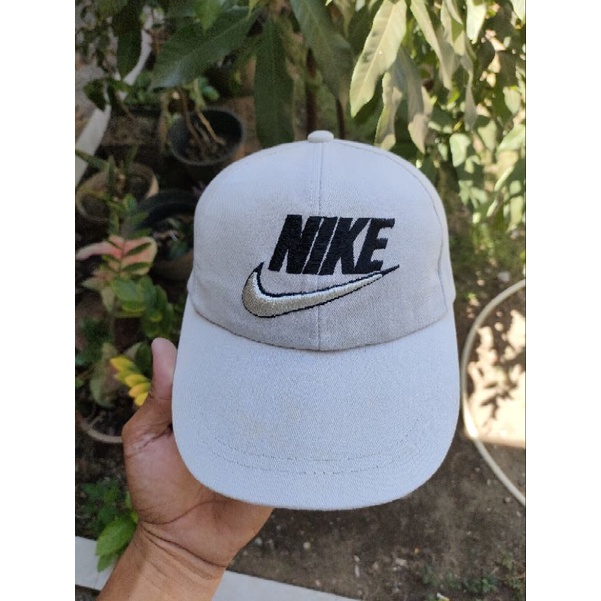 Nike Vintage Topi