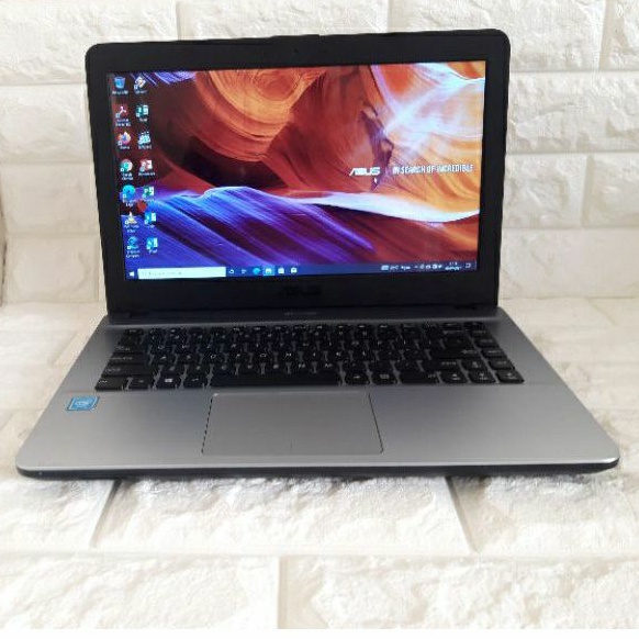 Laptop Asus X441N Intel Celeron N3350 1.10GHz 2gb hdd 500