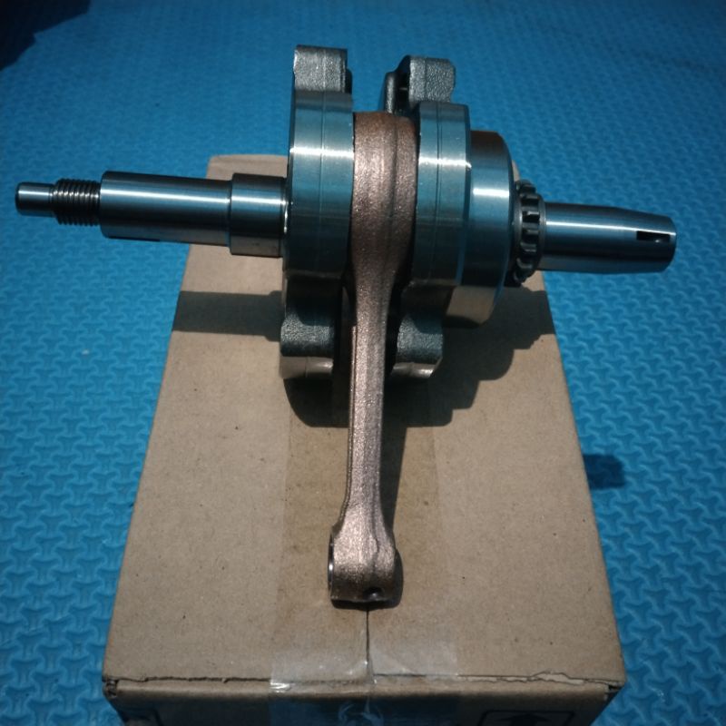 bandul kruk as crank shaft KLX 150 original Kawasaki