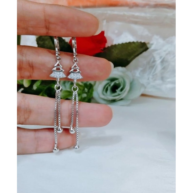 anting wanita dewasa cantik warna silver