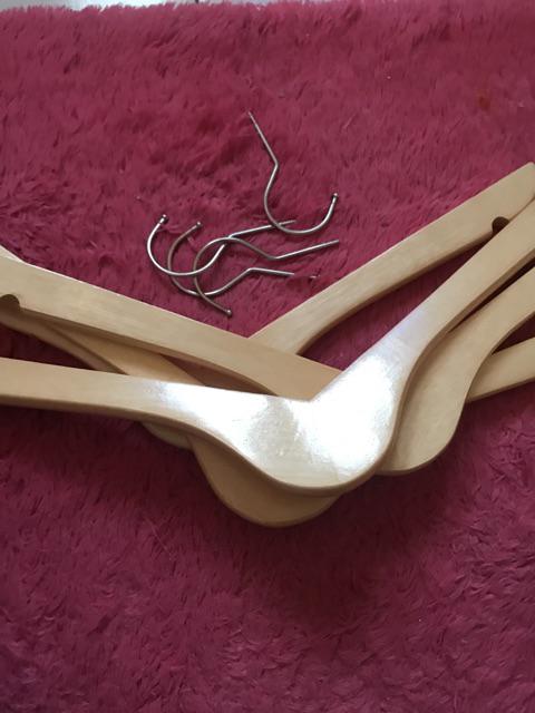 Hanger Kayu Natural Dewasa Lusinan ( 12 Pcs)