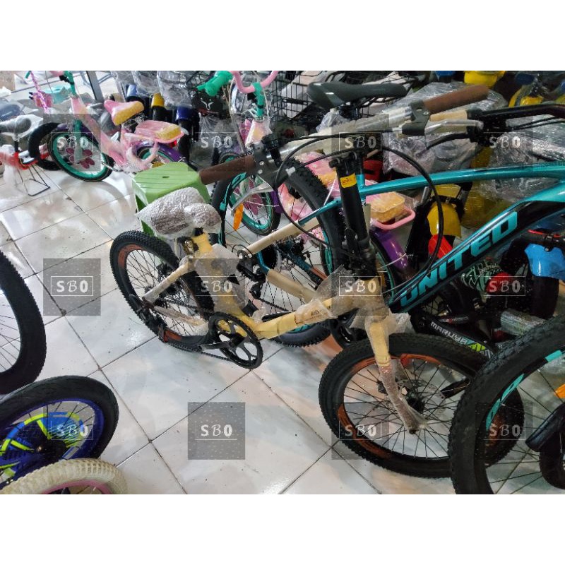 Sepeda Minion Minivelo 20 Inch BNB Vicky