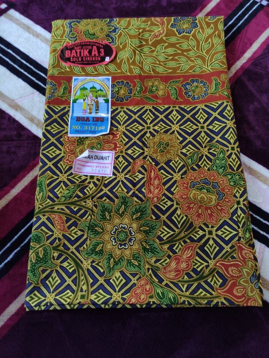 [random] Sarung Batik Halus Doa Ibu - Batik Solo Cirebon