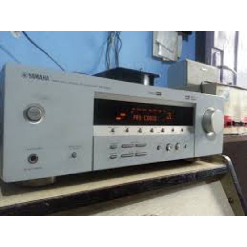 amplifier Yamaha Rx v537