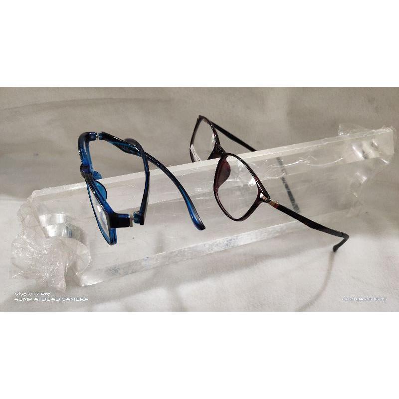display kacamata/ready/alat optik