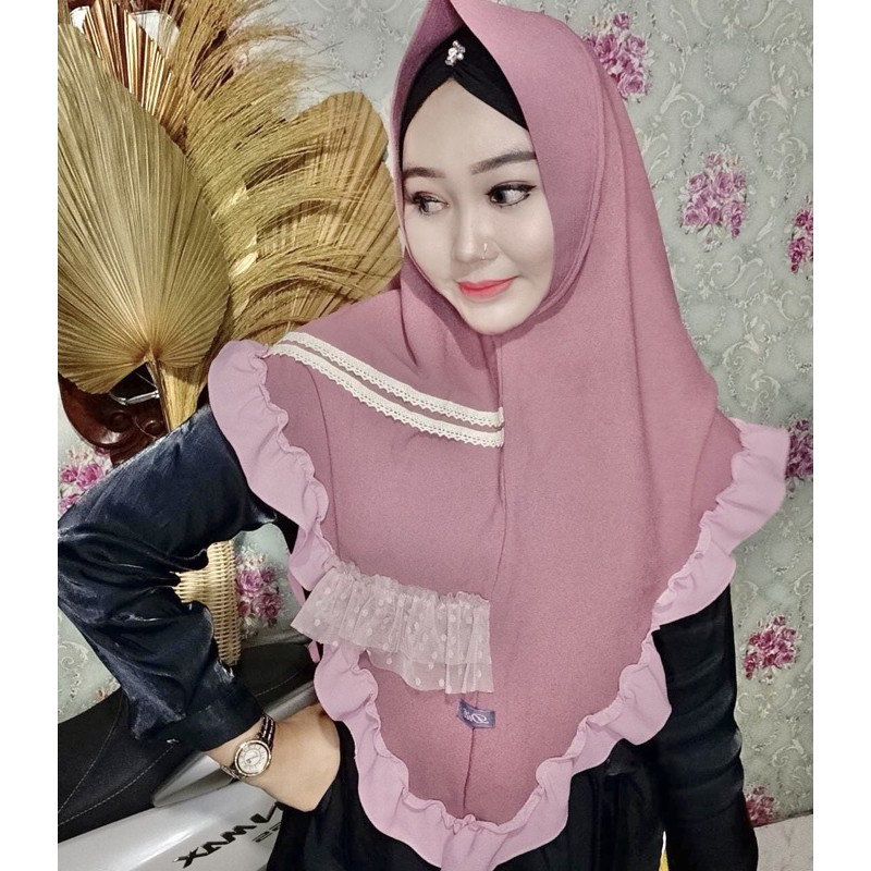 Hijab pet syar'i renda tutu