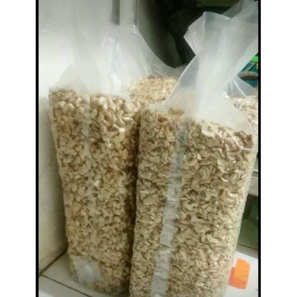 

kacang mede patahan mentah 10 kg