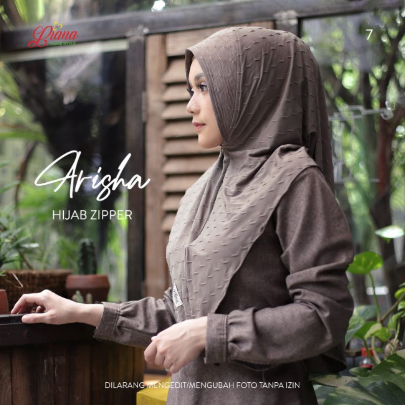 Jilbab Bergo Instan Zipper Starda Arisha 101 Ori Liana-Capucino