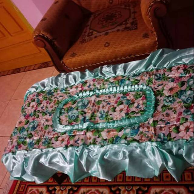 taplak meja tamu kain hijau