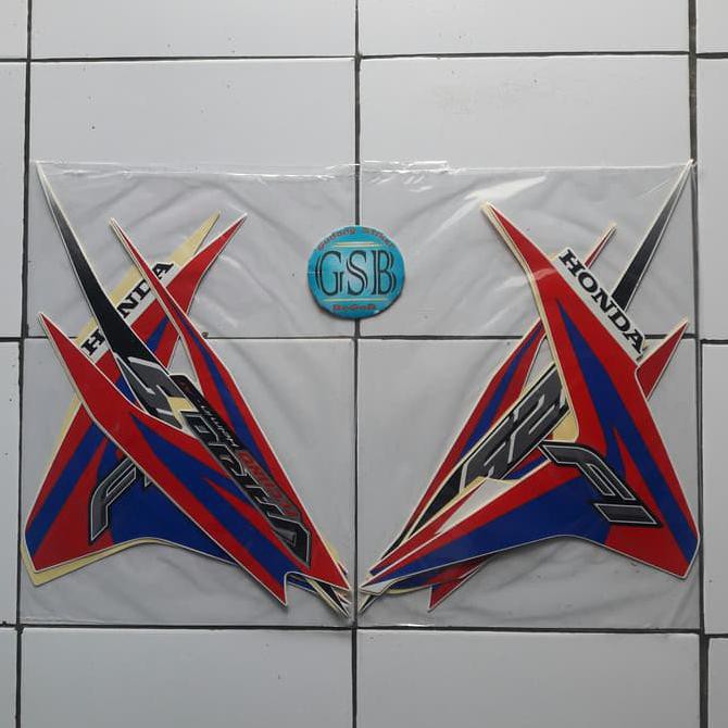 striping stiker motor honda vario techno 125 2013