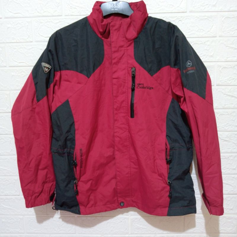 jaket outdoor waterproof univ Cambridge original jaket gunung